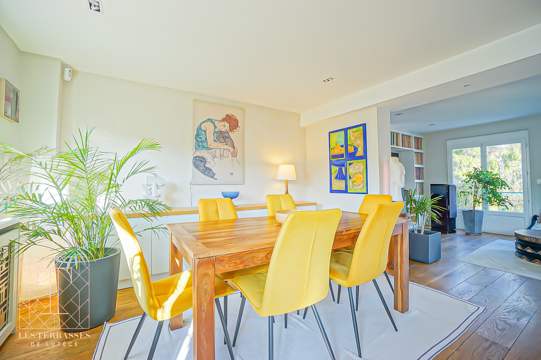 Meudon : Appartement en dernier étage avec terrasse et vue Paris