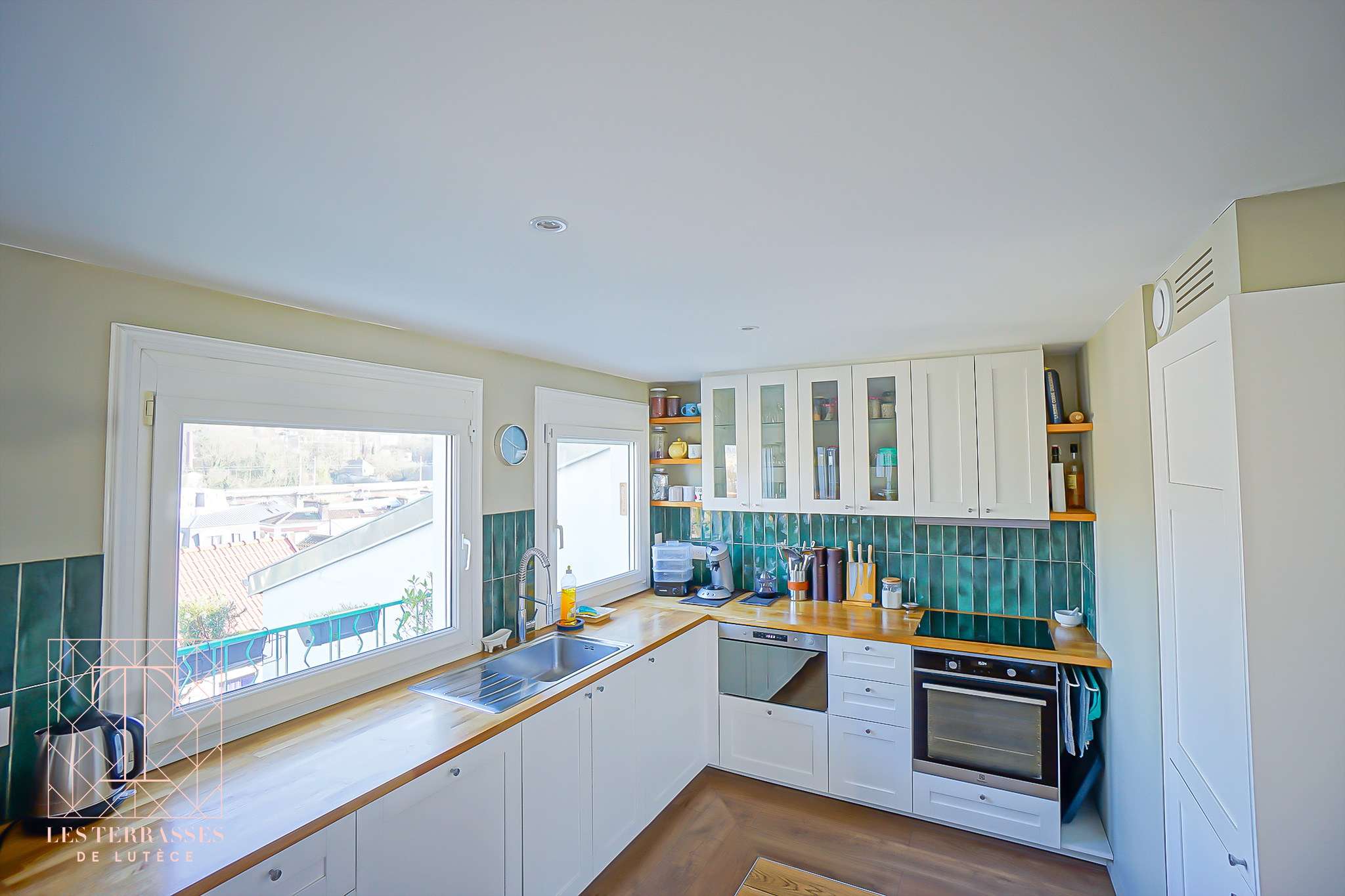 Photo n°7 du bien immobilier Meudon : Appartement en dernier étage avec terrasse et vue Paris