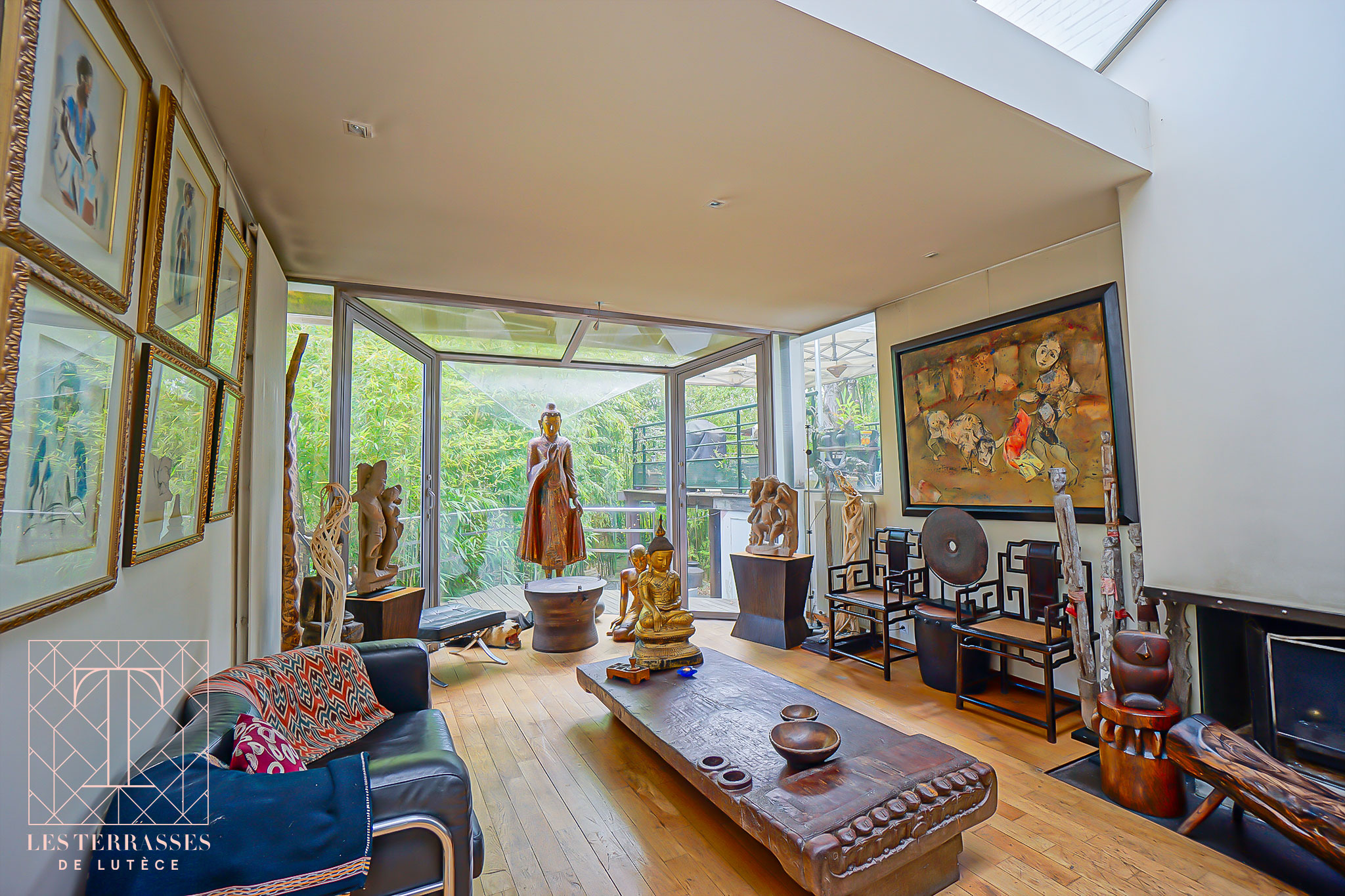 Photo n°6 du bien immobilier Élégante meulière de caractère avec jardin paysager